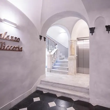 Lejlighed Palazzo Pellicceria 16 *