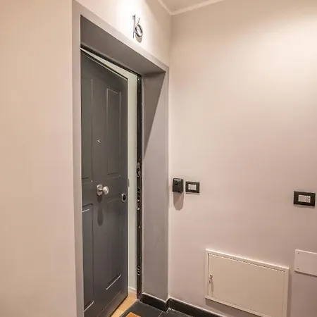 Apartament Palazzo Pellicceria 16 *